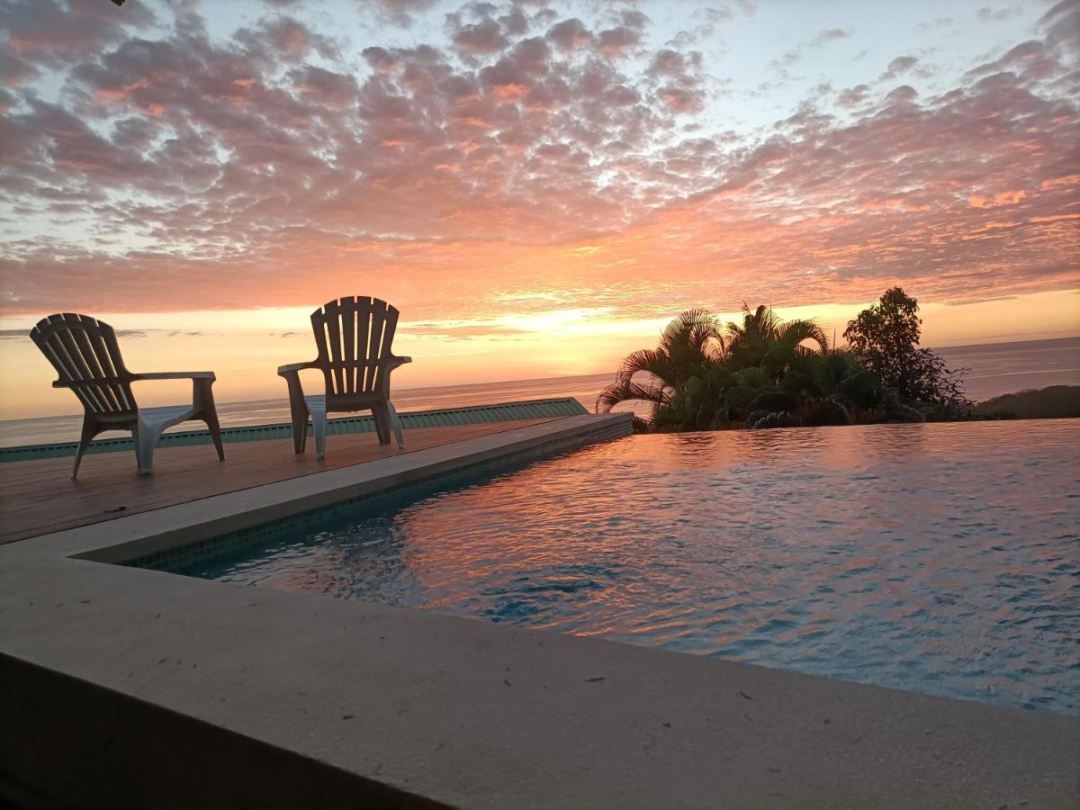 Vista Naranja Ocean View House Hotel Carmen  ภายนอก รูปภาพ
