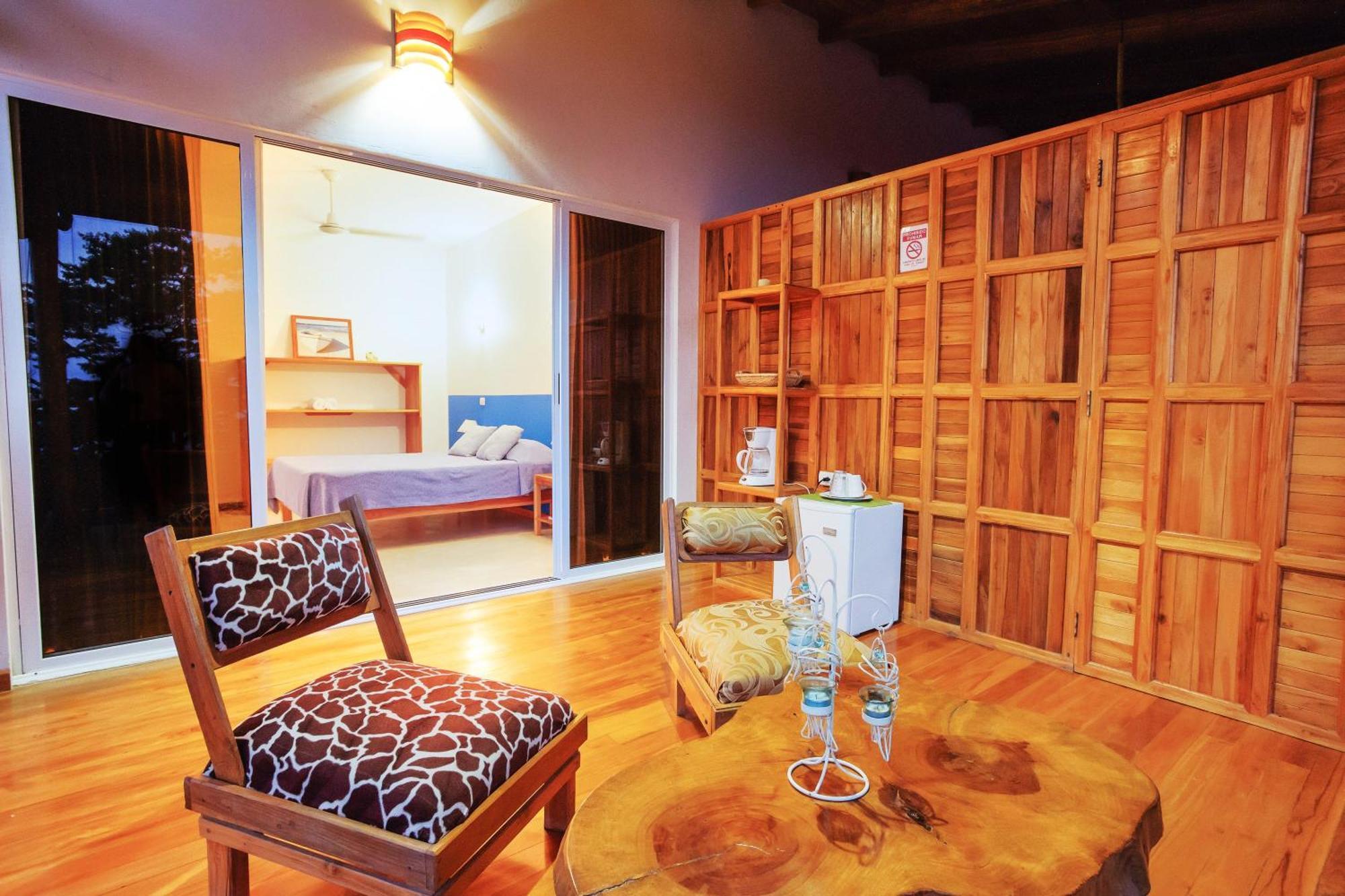 Vista Naranja Ocean View House Hotel Carmen  ภายนอก รูปภาพ