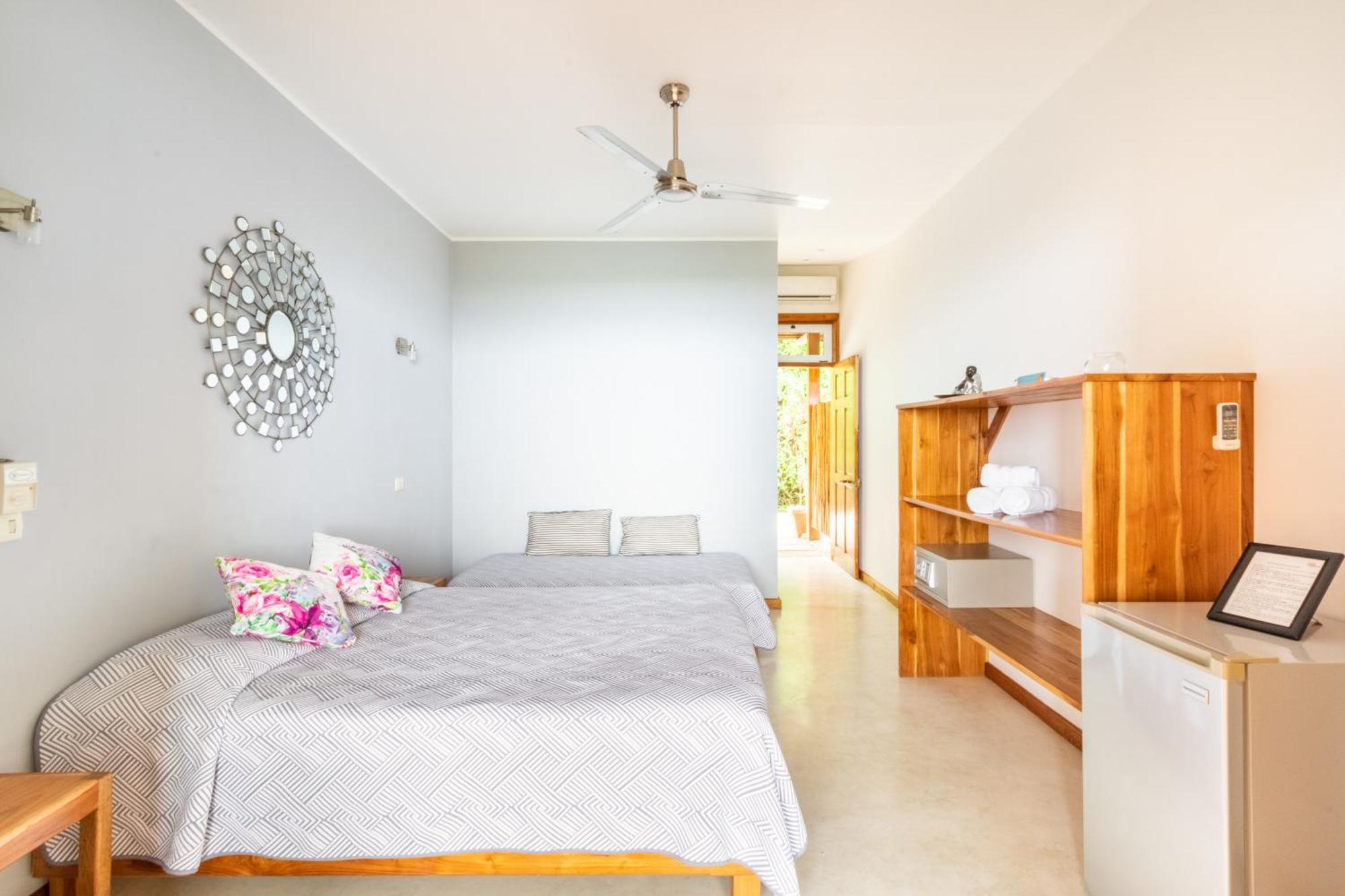 Vista Naranja Ocean View House Hotel Carmen  ภายนอก รูปภาพ